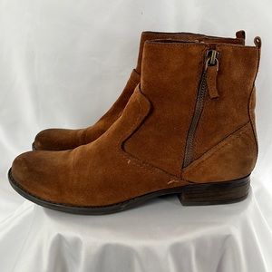 Nicole Ballyhoo Flat Boots in Brown Size 8